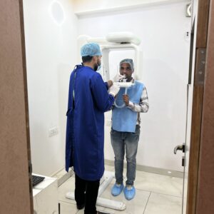 Best Dentist Near Me - Re-Hab Dental - Best Dentist in Ghaziabad IMG 9960